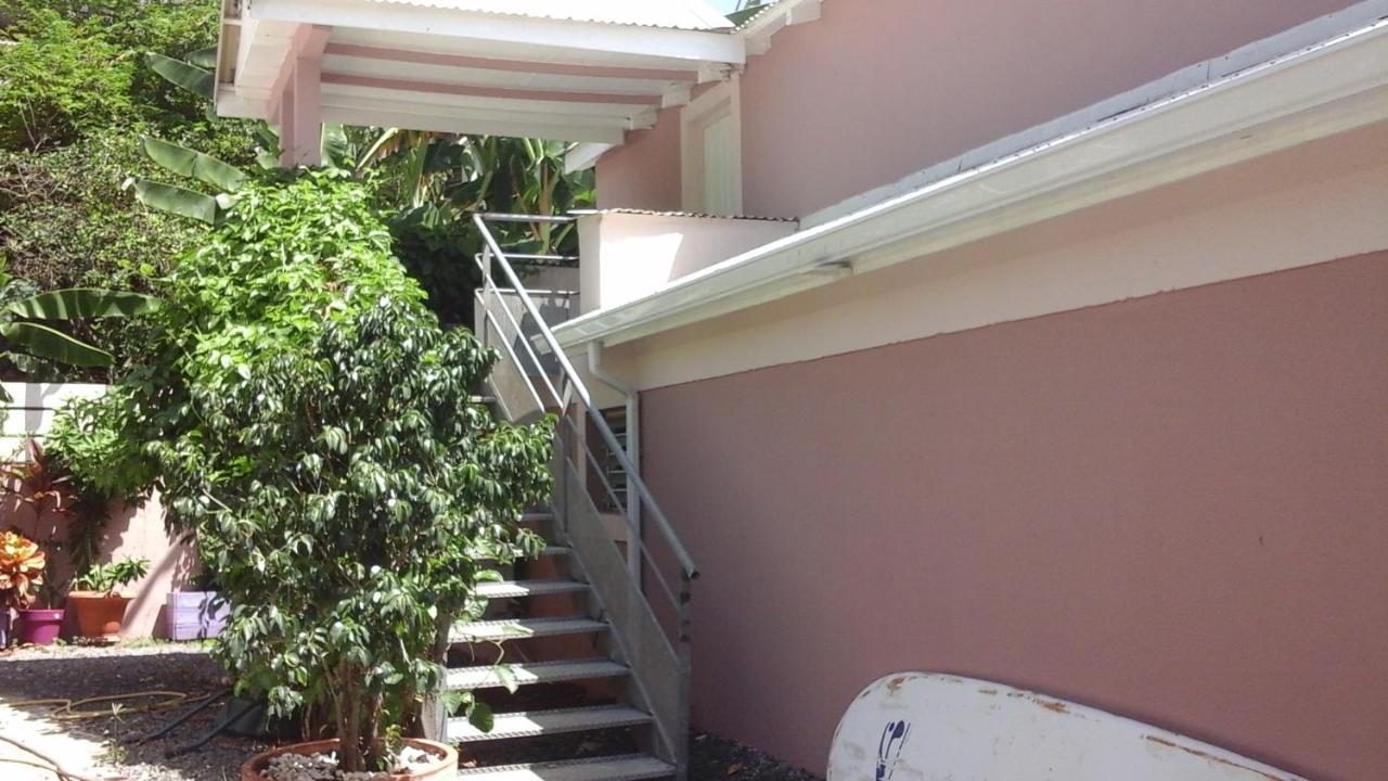 Appartement Les Pieds Dans L'Eau Le Gosier  Exterior foto